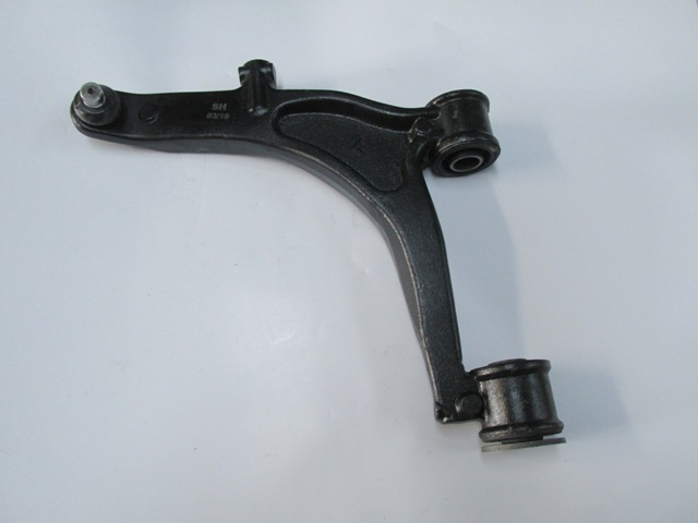 RENAULT MASTER- 1- 97/03; ÖN ALT TABLA SOL ROTİLLİ/BURÇLU (SALINCAK) (22MM) (SH)