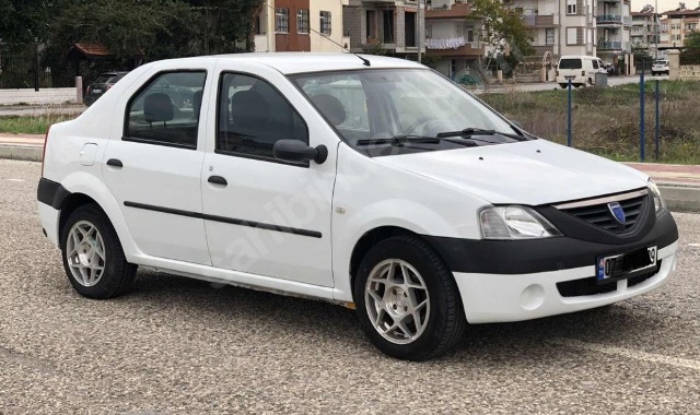 DACIA LOGAN- 04/08; ARAÇ BİLGİLERİ VE RESİMLERİ