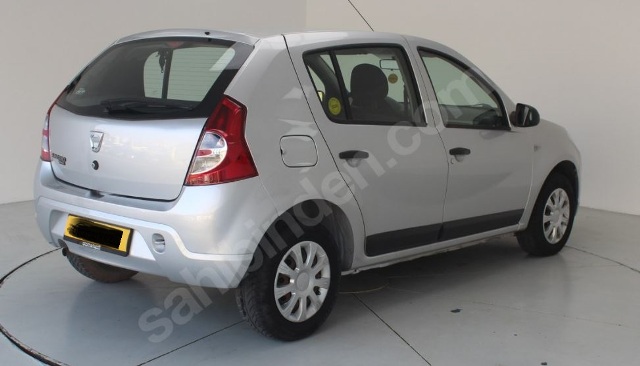 DACIA SANDERO- 09/12; ARAÇ BİLGİLERİ VE RESİMLERİ