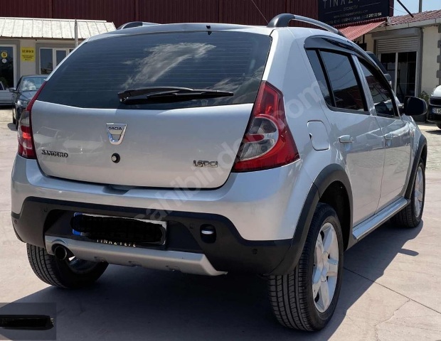 DACIA SANDERO- 09/12; ARAÇ BİLGİLERİ VE RESİMLERİ