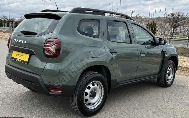 DACIA DUSTER- 18/23; ARAÇ BİLGİLERİ VE RESİMLERİ