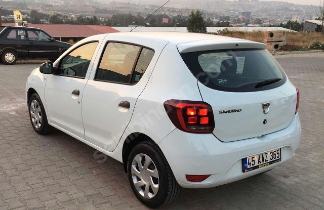 DACIA SANDERO- 13/20; ARAÇ BİLGİLERİ VE RESİMLERİ