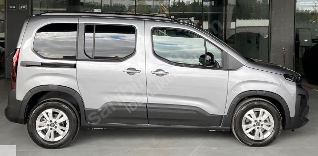 PEUGEOT RIFTER- 24/25; ARAÇ BİLGİLERİ VE RESİMLERİ