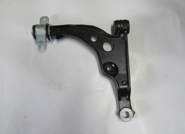 PEUGEOT BOXER- 03/07; ÖN ALT TABLA SAĞ ROTİLSİZ/BURÇLU (SALINCAK) (Q 1,8 MM) (SH)