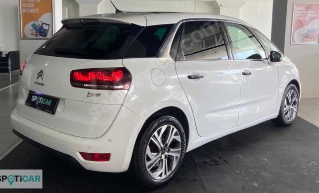 CITROEN C4 PICASSO- 13/16; ARAÇ BİLGİLERİ VE RESİMLERİ 5 KİŞİLİK