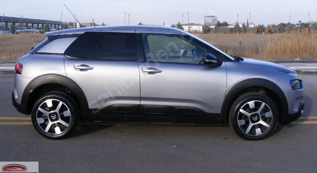 CITROEN C4 CACTUS- 18/20; ARAÇ BİLGİLERİ VE RESİMLERİ