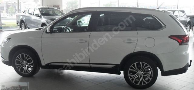 MITSUBISHI OUTLANDER- 13/16; ARAÇ BİLGİLERİ VE RESİMLERİ