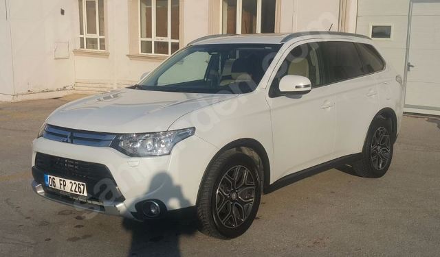 MITSUBISHI OUTLANDER- 13/16; ARAÇ BİLGİLERİ VE RESİMLERİ