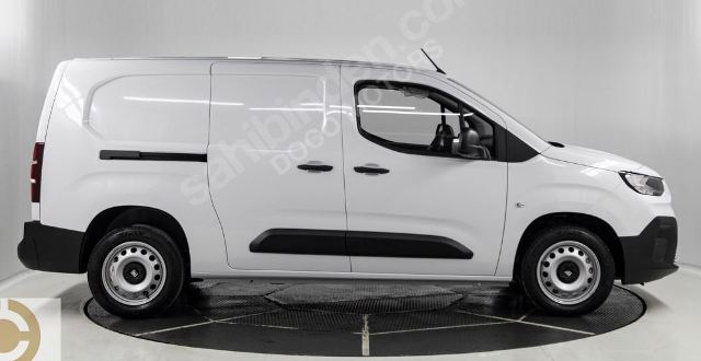 FIAT DOBLO- CARGO- 23/24; ARAÇ BİLGİLERİ VE RESİMLERİ