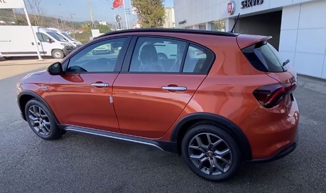 FIAT EGEA- CROSS- 21/24; ARAÇ BİLGİLERİ VE RESİMLERİ