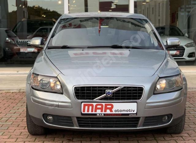 VOLVO S40- 05/07; ARAÇ BİLGİLERİ VE RESİMLERİ