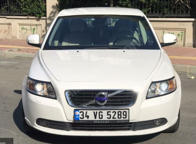 VOLVO S40- 08/12; ARAÇ BİLGİLERİ VE RESİMLERİ