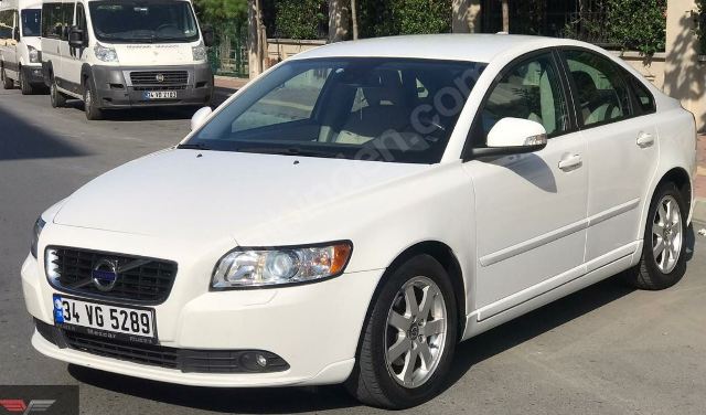 VOLVO S40- 08/12; ARAÇ BİLGİLERİ VE RESİMLERİ