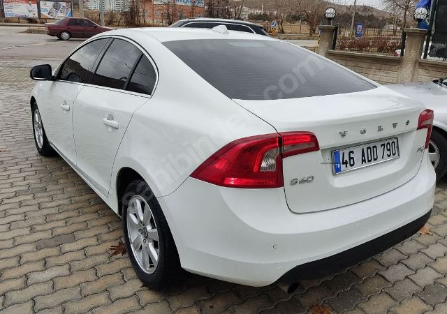 VOLVO S60- 10/13; ARAÇ BİLGİLERİ VE RESİMLERİ