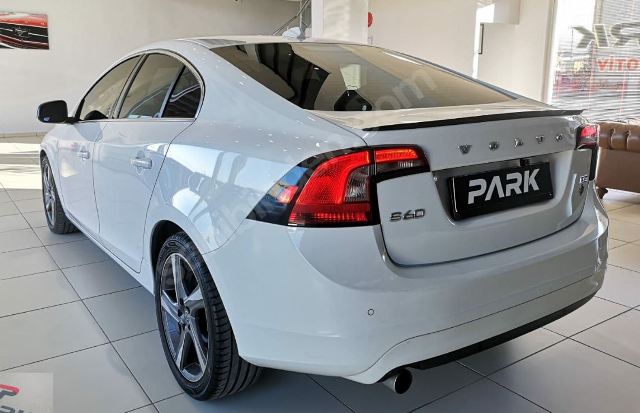 VOLVO S60- 13/18; ARAÇ BİLGİLERİ VE RESİMLERİ