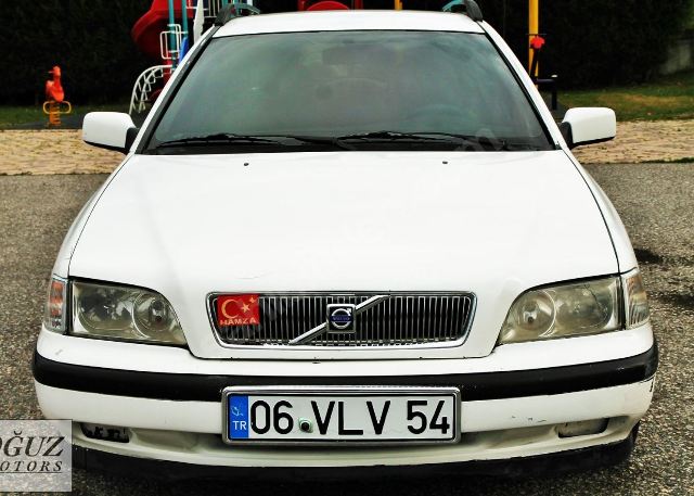 VOLVO V40- 96/01; ARAÇ BİLGİLERİ VE RESİMLERİ