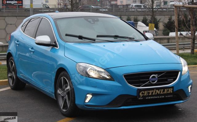 VOLVO V40- 13/19; ARAÇ BİLGİLERİ VE RESİMLERİ