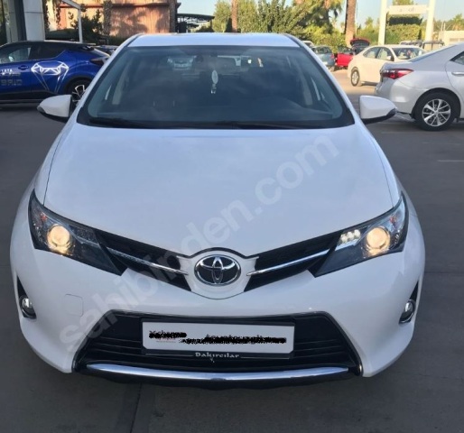 TOYOTA AURIS- 13/15; ARAÇ BİLGİLERİ VE RESİMLERİ