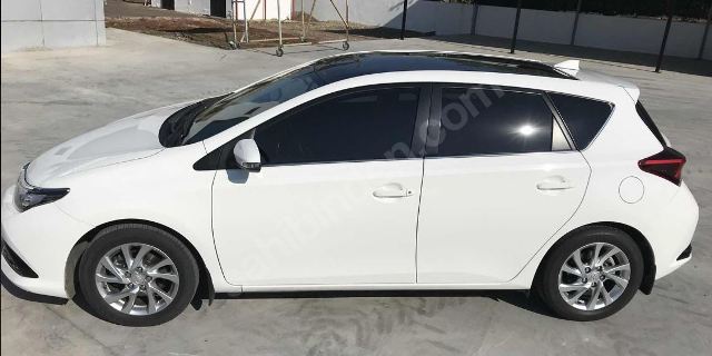 TOYOTA AURIS- 16/18; ARAÇ BİLGİLERİ VE RESİMLERİ