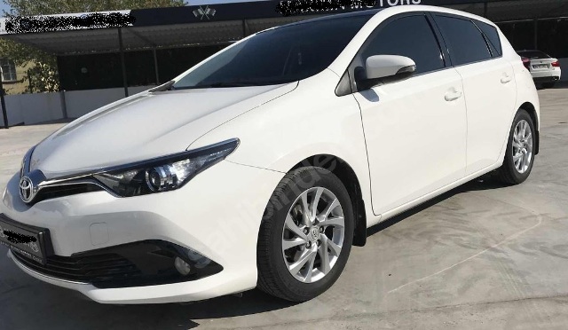 TOYOTA AURIS- 16/18; ARAÇ BİLGİLERİ VE RESİMLERİ