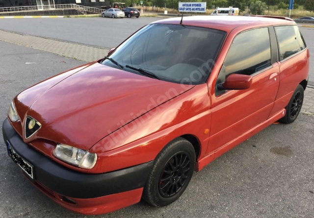 ALFA ROMEO 145- 95/00; ARAÇ BİLGİLERİ VE RESİMLERİ