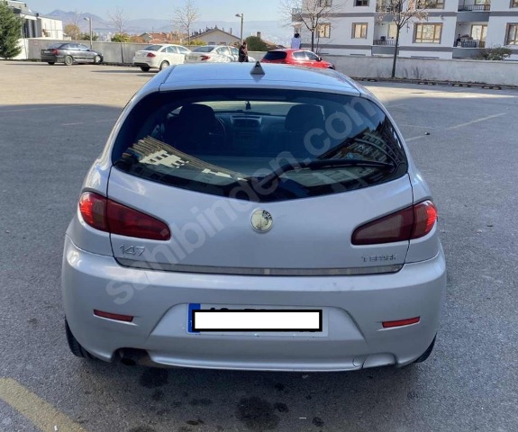 ALFA ROMEO 147- 01/09; ARAÇ BİLGİLERİ VE RESİMLERİ