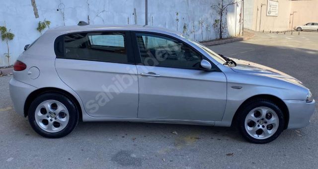 ALFA ROMEO 147- 01/09; ARAÇ BİLGİLERİ VE RESİMLERİ