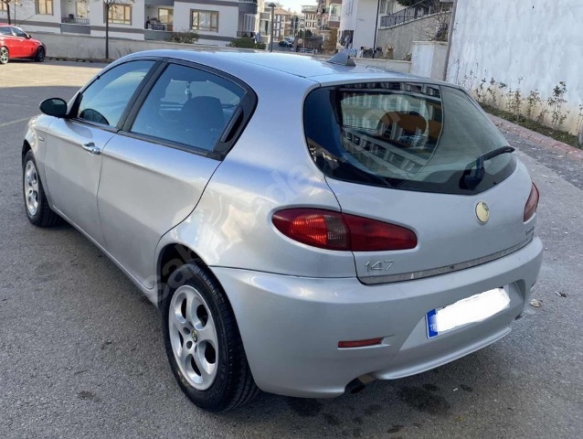 ALFA ROMEO 147- 01/09; ARAÇ BİLGİLERİ VE RESİMLERİ