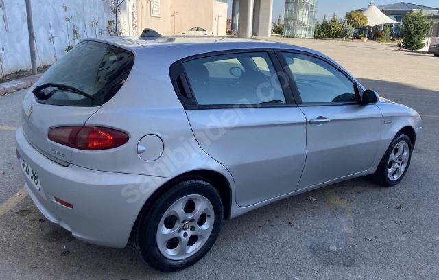 ALFA ROMEO 147- 01/09; ARAÇ BİLGİLERİ VE RESİMLERİ