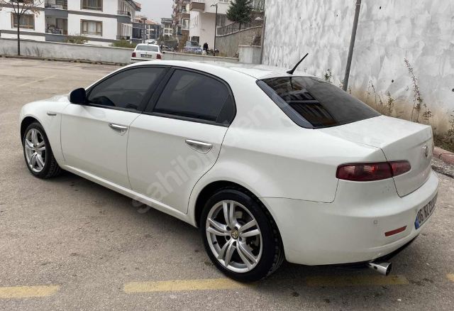 ALFA ROMEO 159- 06/11; ARAÇ BİLGİLERİ VE RESİMLERİ