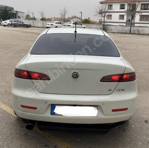 ALFA ROMEO 159- 06/11; ARAÇ BİLGİLERİ VE RESİMLERİ