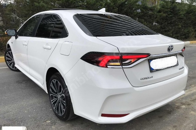 TOYOTA COROLLA- E210- 19/24; ARAÇ BİLGİLERİ VE RESİMLERİ