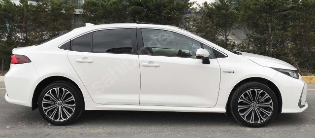 TOYOTA COROLLA- E210- 19/24; ARAÇ BİLGİLERİ VE RESİMLERİ