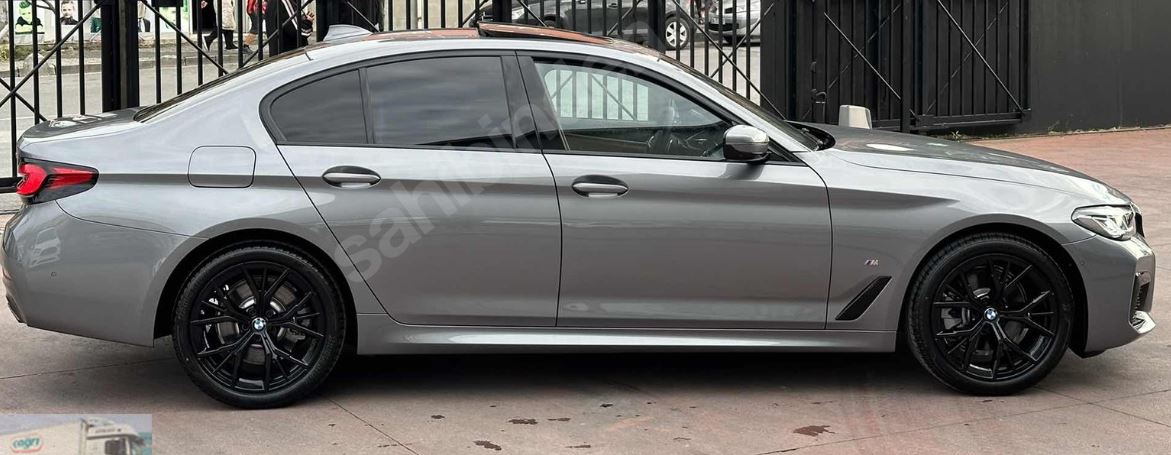 BMW 5 SERI- G30- 22/24; ARAÇ BİLGİLERİ VE RESİMLERİ