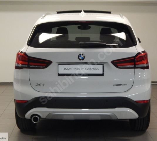 BMW X1- F48- 19/21; ARAÇ BİLGİLERİ VE RESİMLERİ