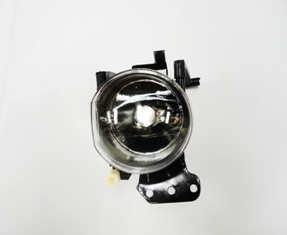 BMW X3- E83- 04/10; SİS LAMBASI SOL (M-TECH/LCI)