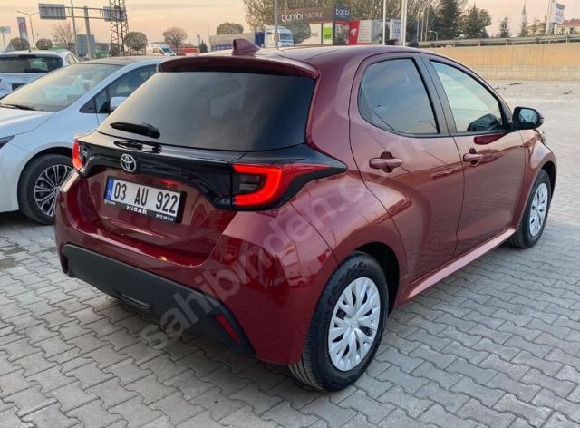 TOYOTA YARIS- 20/24; ARAÇ BİLGİLERİ VE RESİMLERİ