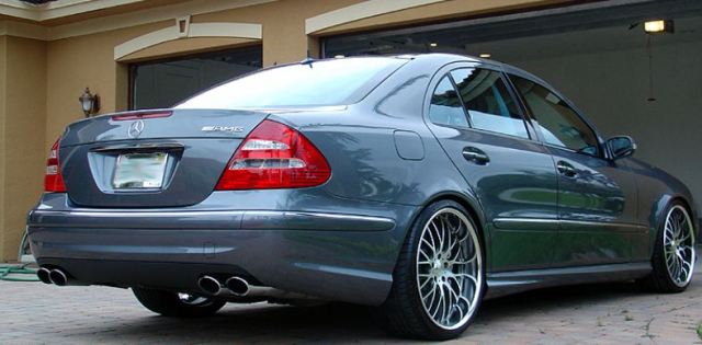 MERCEDES E CLASS- W211- 03/06; ARKA TAMPON ÇEKİ DEMİRİ KAPAĞI GRİ (AMG KASA E55) (TYG)