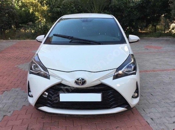 TOYOTA YARIS- 17/20; ARAÇ BİLGİLERİ VE RESİMLERİ