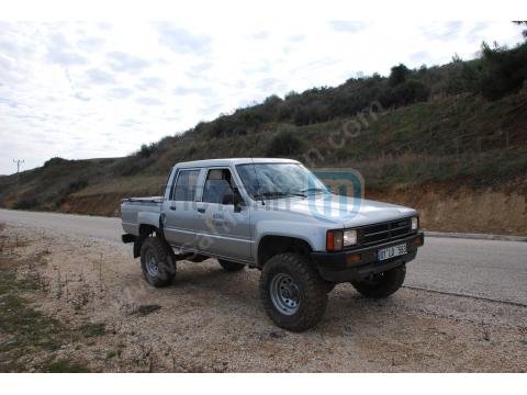 TOYOTA HILUX- PICK UP LN56/65- 85/89; ARAÇ BİLGİLERİ VE RESİMLERİ