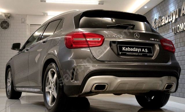 MERCEDES GLA CLASS- X156- 14/18; ARAÇ BİLGİLERİ VE RESİMLERİ (180/200)