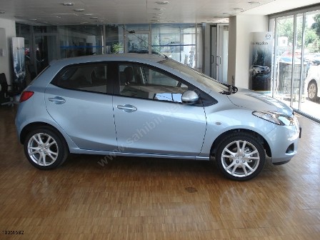 MAZDA 2- HB- 08/14; ARAÇ BİLGİLERİ VE RESİMLERİ