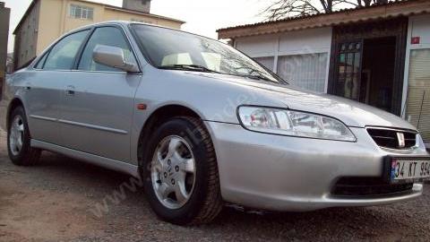 HONDA ACCORD- 99/00; ARAÇ BİLGİLERİ VE RESİMLERİ