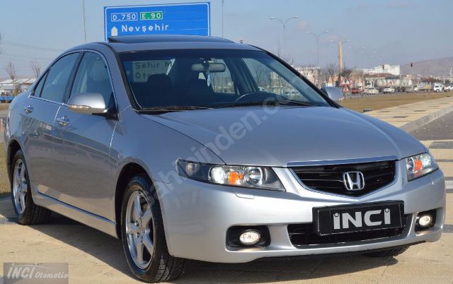 HONDA ACCORD- 03/08; ARAÇ BİLGİLERİ VE RESİMLERİ