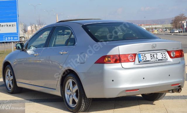 HONDA ACCORD- 03/08; ARAÇ BİLGİLERİ VE RESİMLERİ