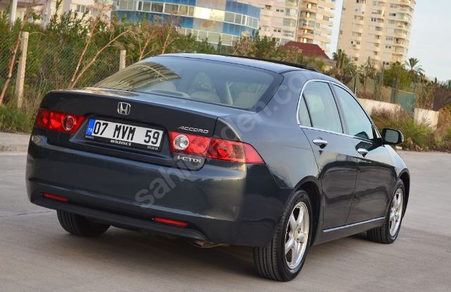 HONDA ACCORD- 03/08; ARAÇ BİLGİLERİ VE RESİMLERİ