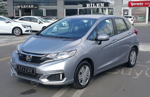 HONDA JAZZ- 18/19; ARAÇ BİLGİLERİ VE RESİMLERİ