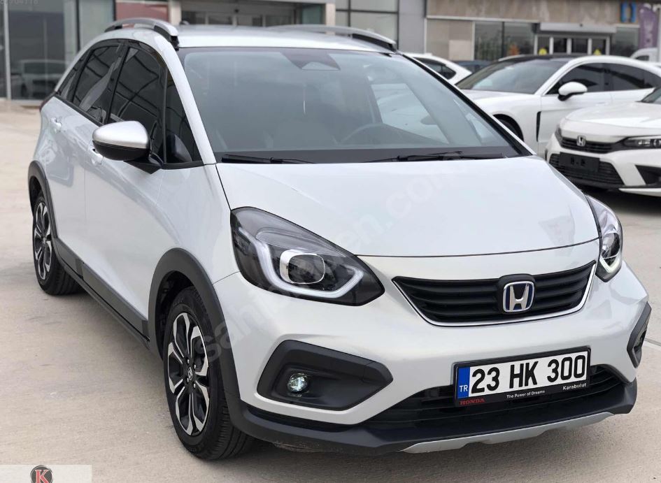 HONDA JAZZ- 21/22; ARAÇ BİLGİLERİ VE RESİMLERİ