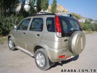 DAIHATSU TERIOS- 04/05; ARAÇ BİLGİLERİ VE RESİMLERİ