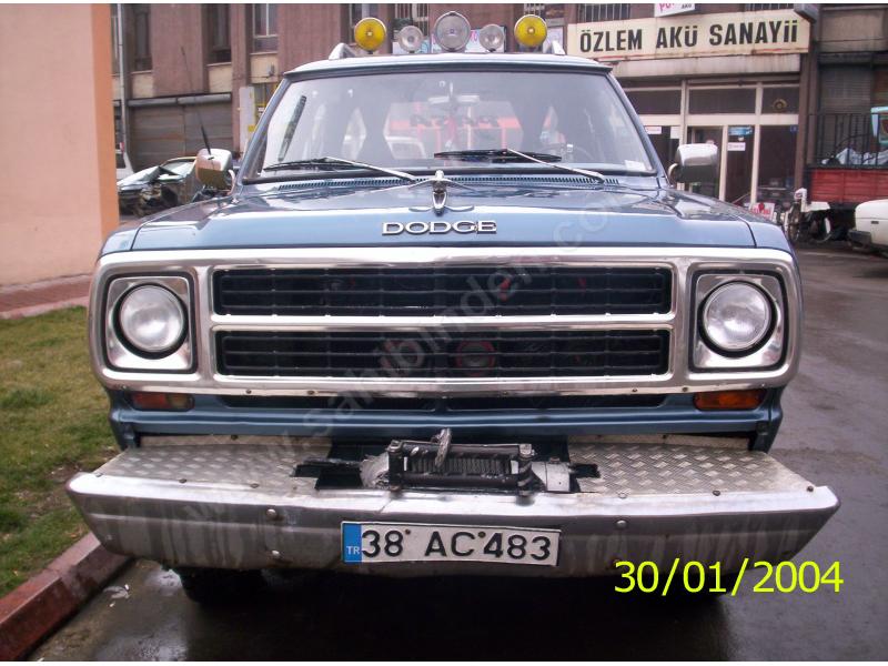 DODGE RAMCHARGER- 81/88; ARAÇ BİLGİLERİ VE RESİMLERİ